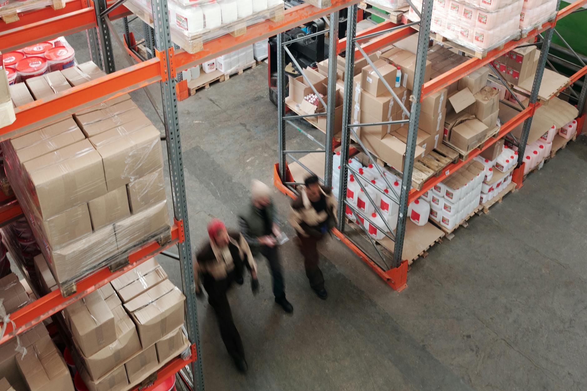 How Logistics Companies Make Money: Revenue Models Explained