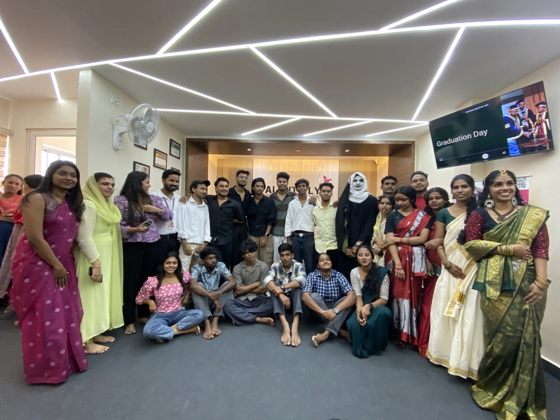 Students Life — Campus Life Photo 8